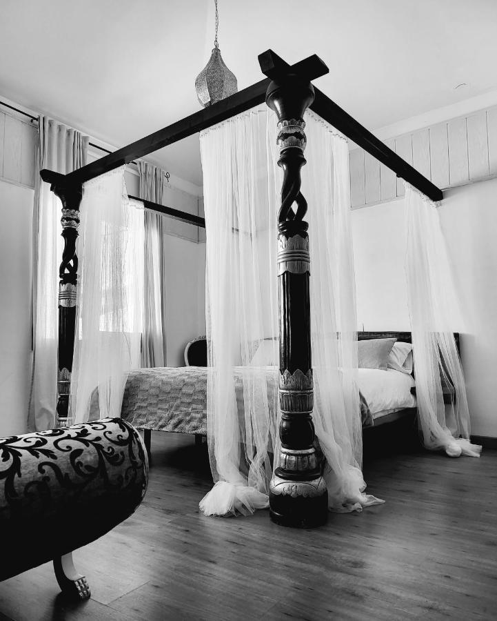 Hotel Rural Luna Llena Torremocha de Jarama Екстериор снимка