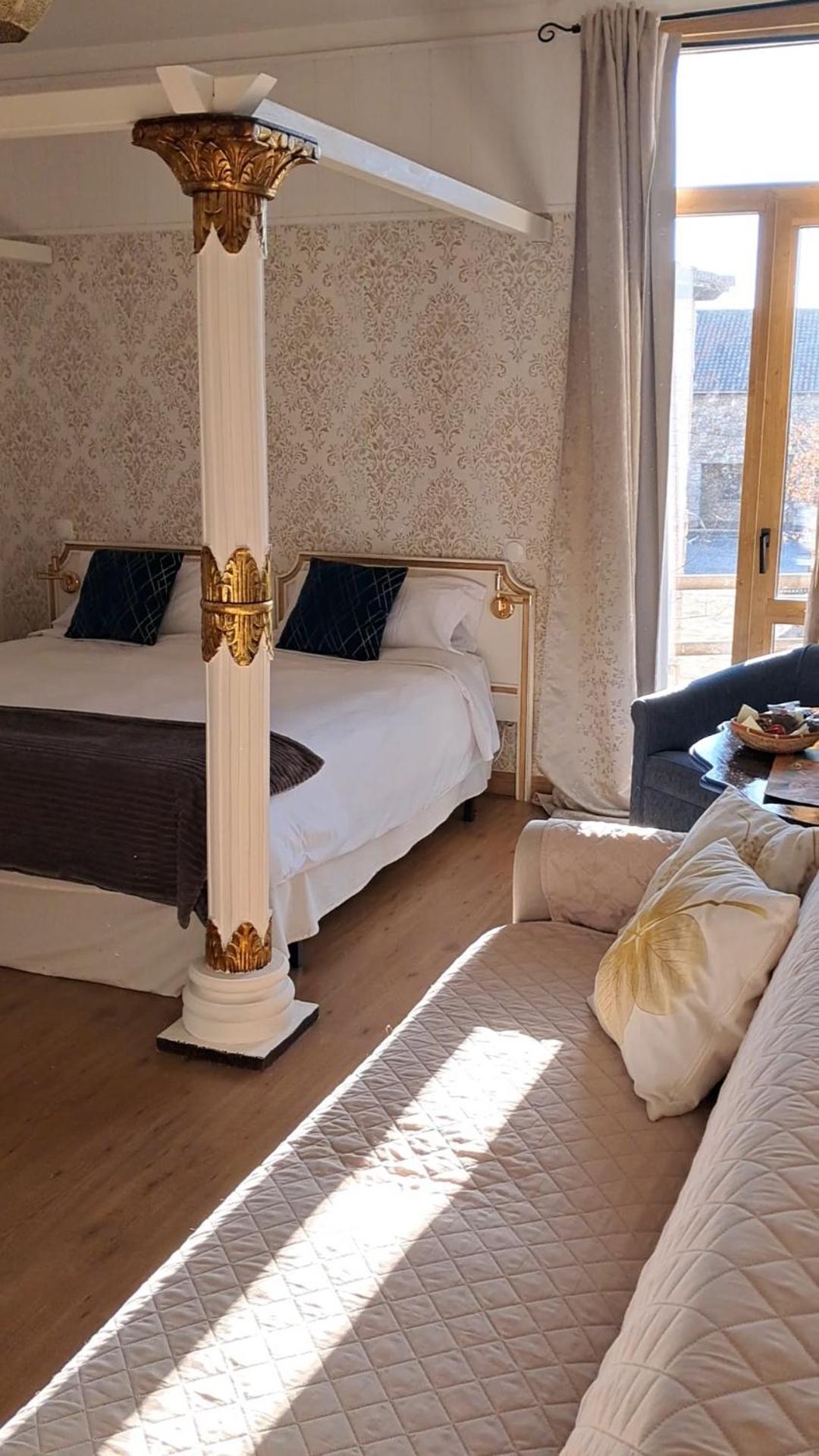 Hotel Rural Luna Llena Torremocha de Jarama Стая снимка