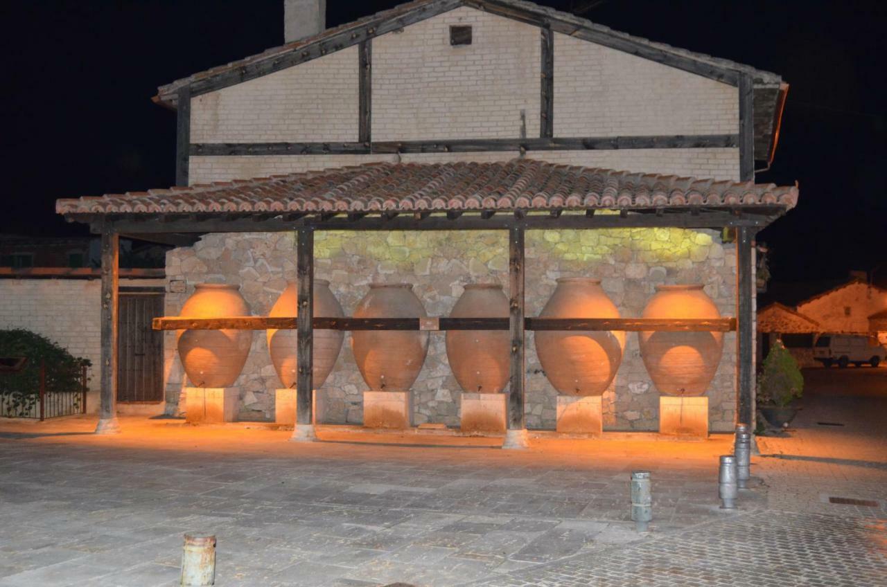 Hotel Rural Luna Llena Torremocha de Jarama Екстериор снимка
